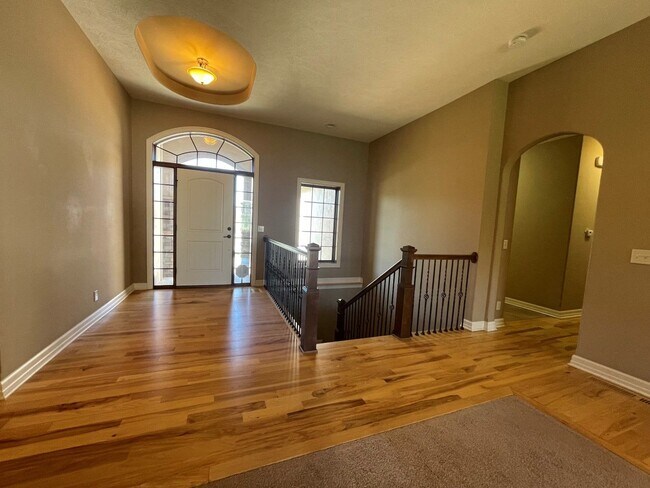 Building Photo - Home for rent in Springfield!