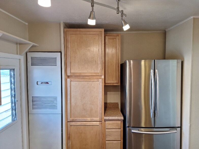 Building Photo - 3526 N Cascade Ave