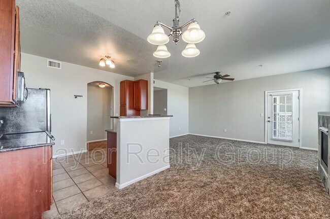 Building Photo - 2855 Blue Sky Cir