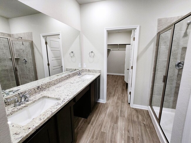 Building Photo - Beautiful Home in Cibolo