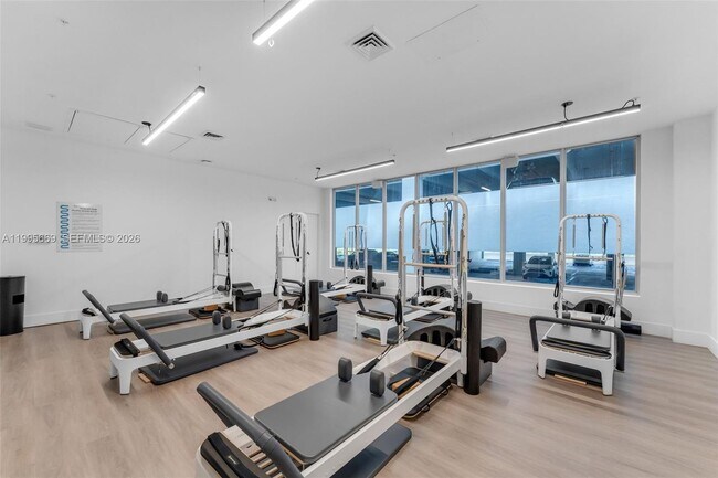 Building Photo - 7661 NW 107th Ave