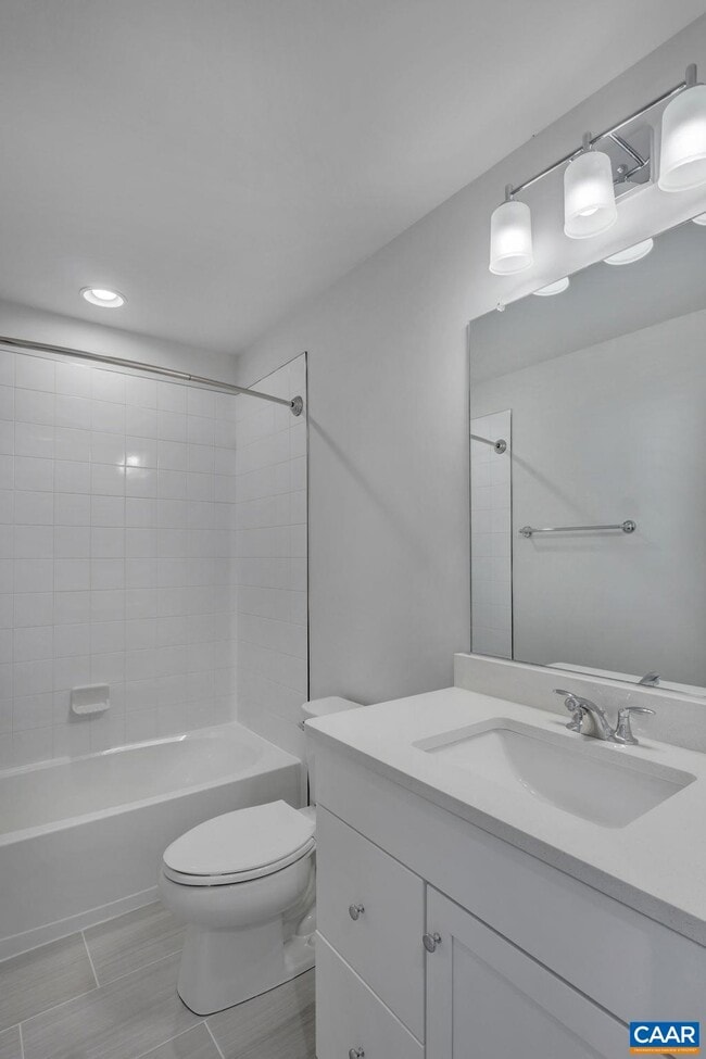 Building Photo - 6053 McComb St