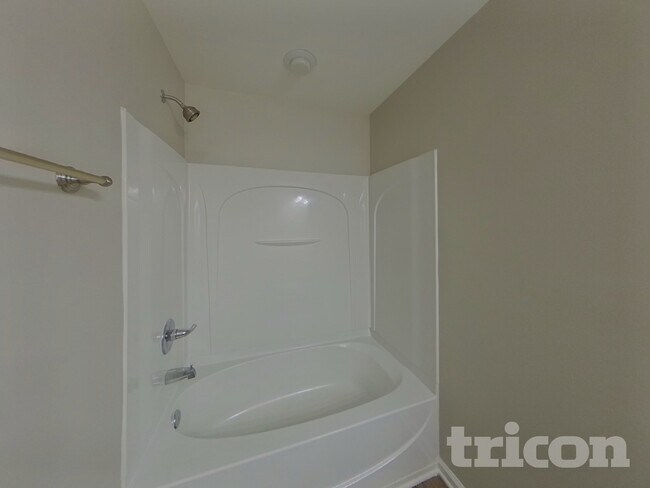 Building Photo - 238 Waterlemon Way