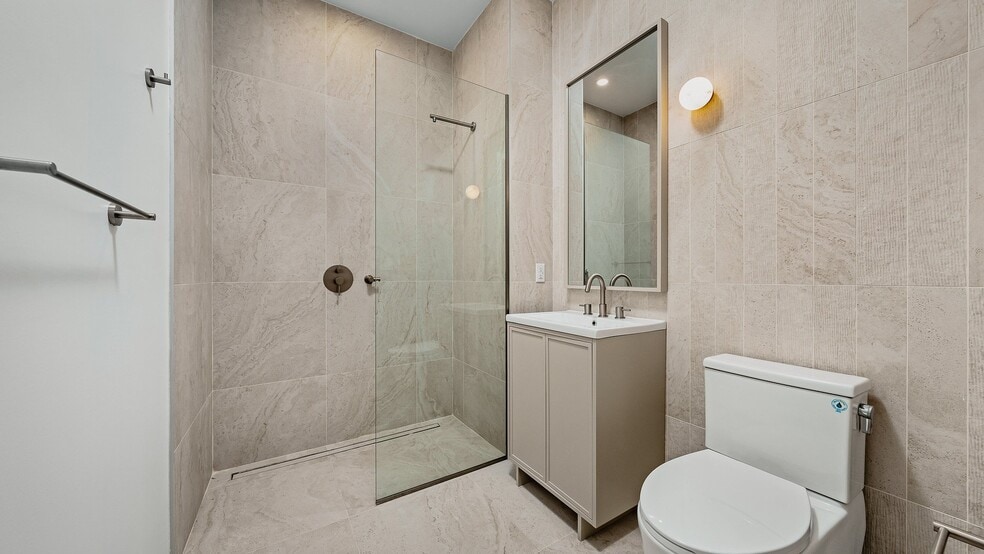 Building Photo - 250 W 49th St