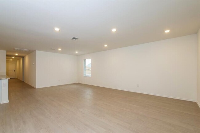 Building Photo - 9100 SW 20th St
