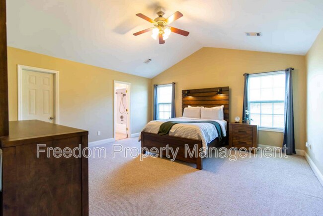 Building Photo - 1373 Darden Rd