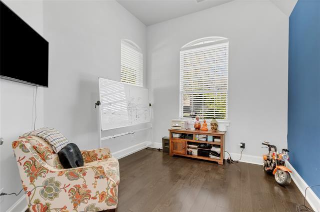 Building Photo - 5811 Lightfoot Ln