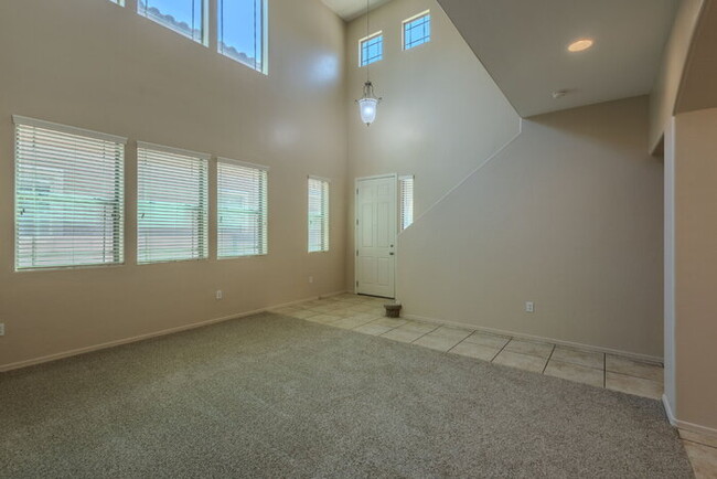 Building Photo - Beautiful Rancho Sahuarita Community