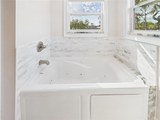 Building Photo - 11202 Winn Rd