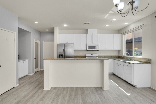 Building Photo - 1704 Cal Orchid Pl
