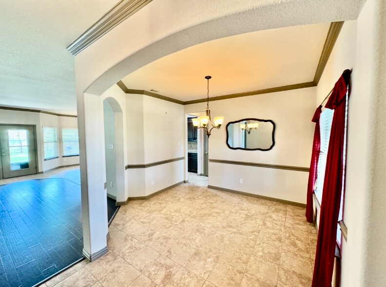 Building Photo - 407 Dill Rd
