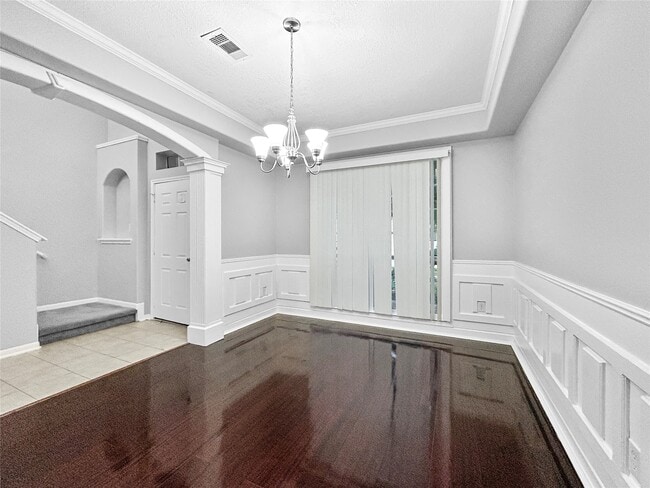 Building Photo - 10006 Wood Leaf Ct