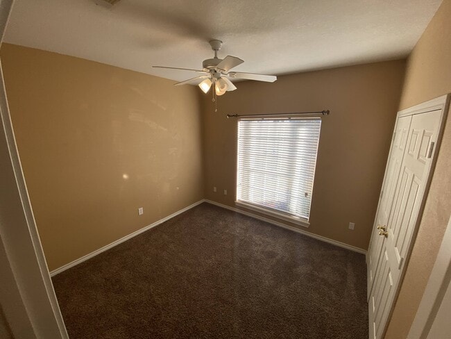 Building Photo - 6012 Remington N Cir