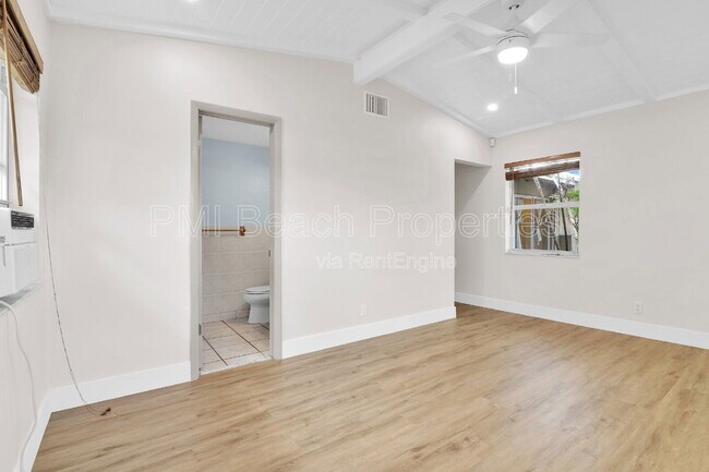 Building Photo - 2431 Key Largo Ln