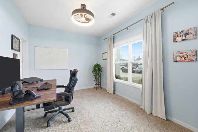 Building Photo - 397 Anmore Ct