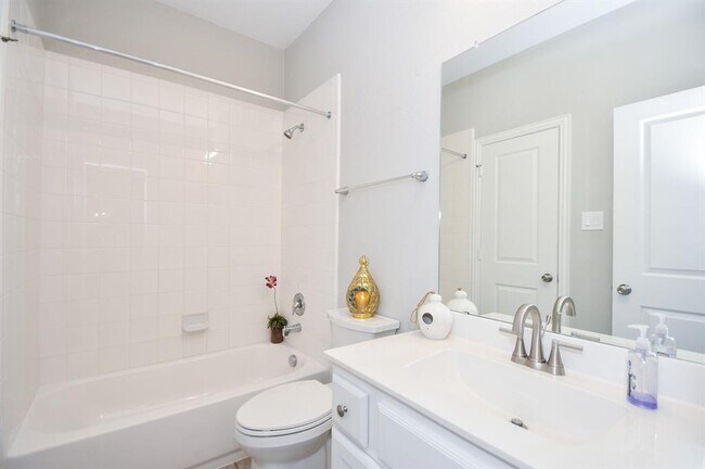 Building Photo - 30518 Night Heron Ln