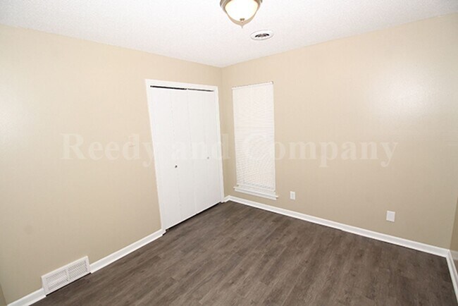 Building Photo - 5901 Tishomingo Dr