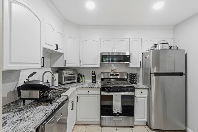 Building Photo - 93 Briarwood Ct