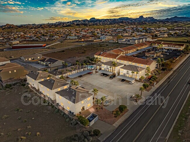 Building Photo - 3423 McCormick Blvd