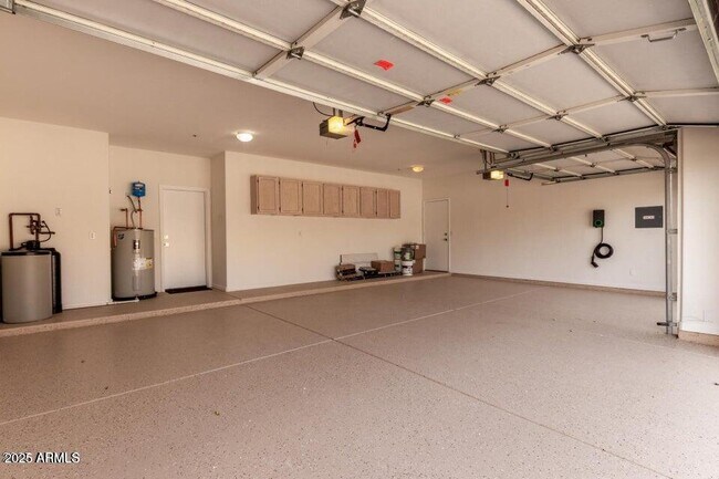 Building Photo - 9393 E Hunter Ct