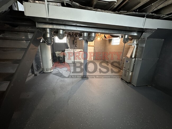 Building Photo - 1225 Lyons St