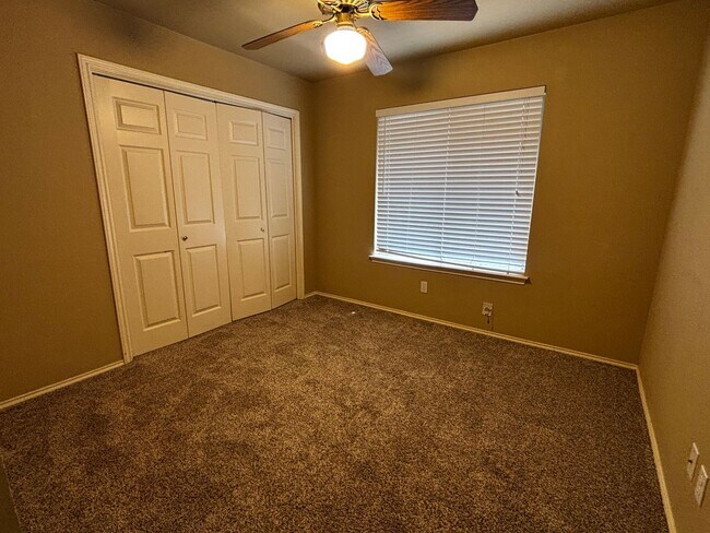 Building Photo - Beautiful 4 bed home in Round Rock
