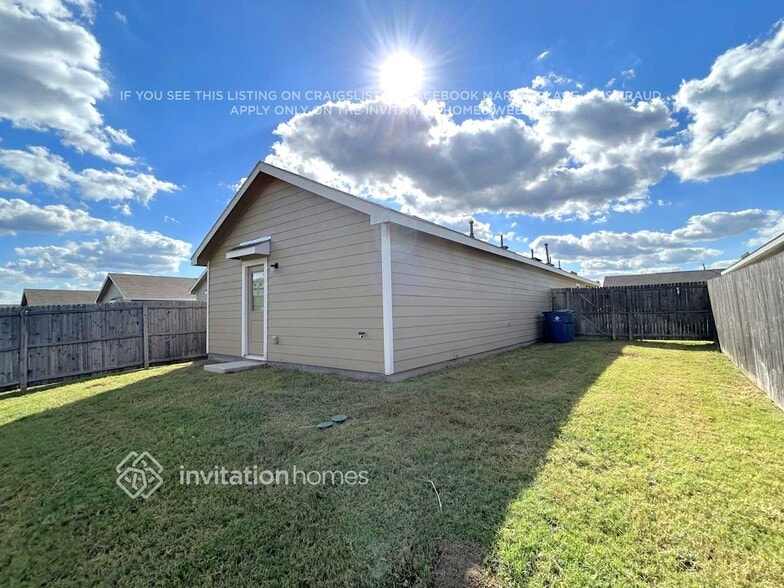 Building Photo - 3050 Wallace Wls Ct