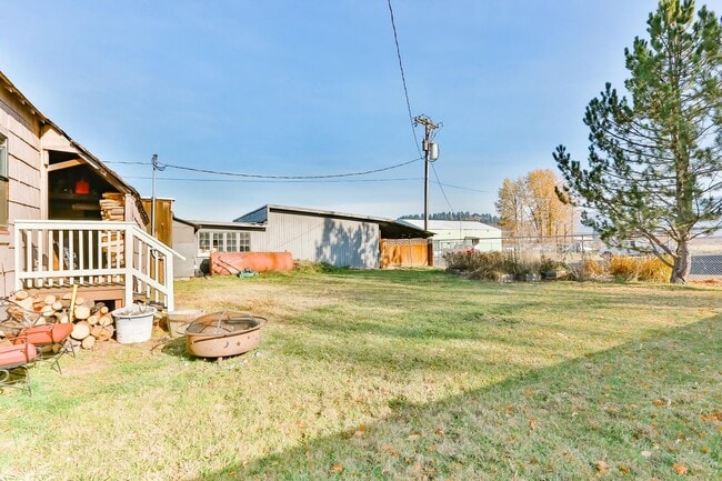 Building Photo - Two Bedroom Home in Downtown Odell