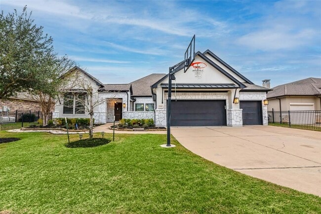 Primary Photo - 2757 Saddlehorn Trail