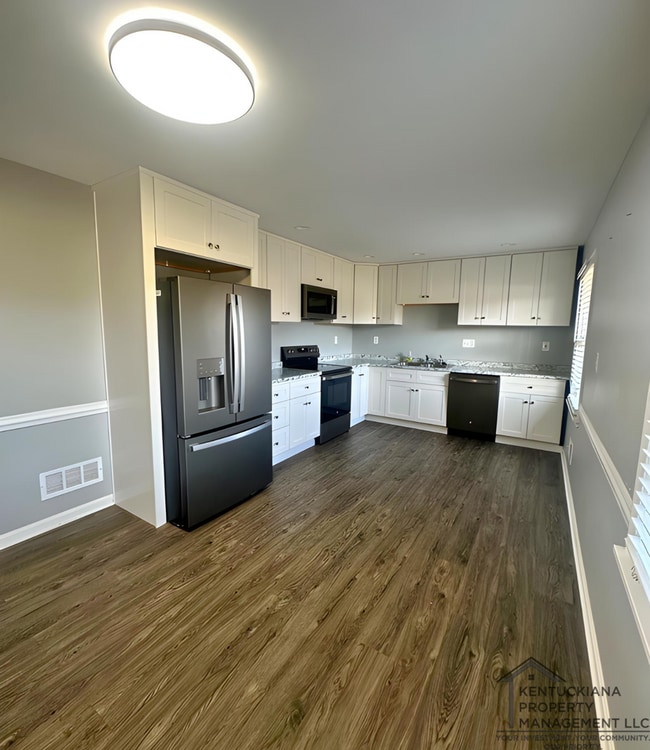 Building Photo - 3BR/2BA Home For Rent in Jtown!