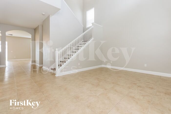 Building Photo - 663 Breezeway Ct