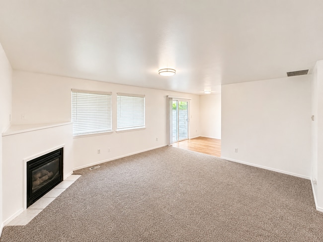 Building Photo - 7320 163rd St E