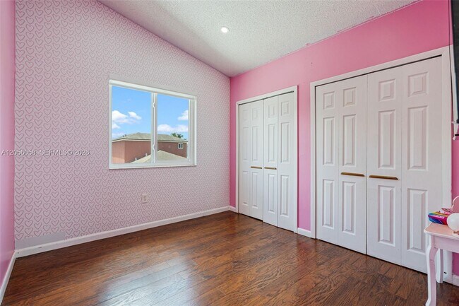 Building Photo - 13990 SW 160th Terrace