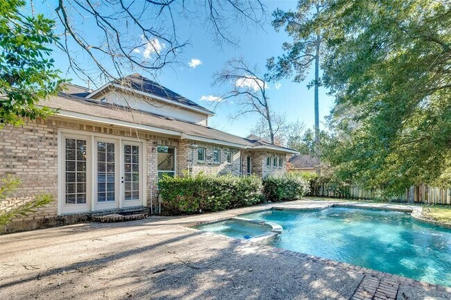 Primary Photo - 34 N Longsford Cir