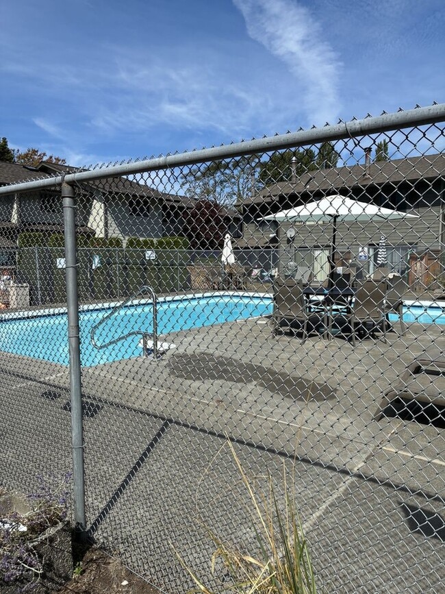 Building Photo - 7650 Birch Bay Dr