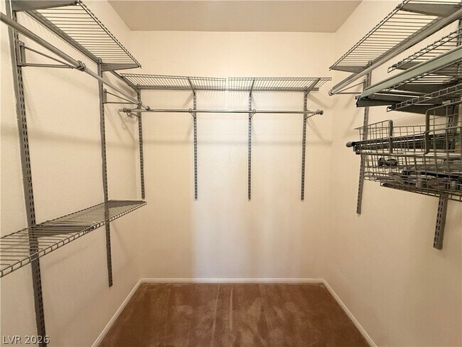 Building Photo - 3915 Legend Hills St