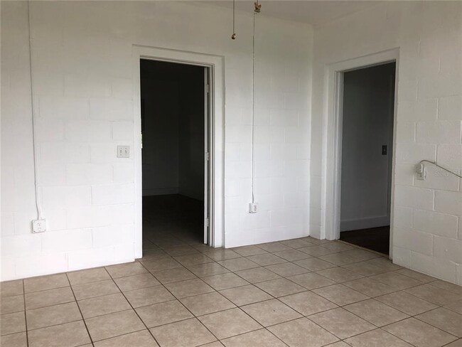 Building Photo - 12852 Florida Ave