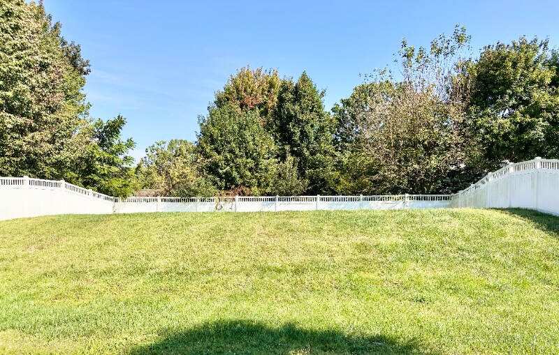 Building Photo - 10223 Bon Meade Ln