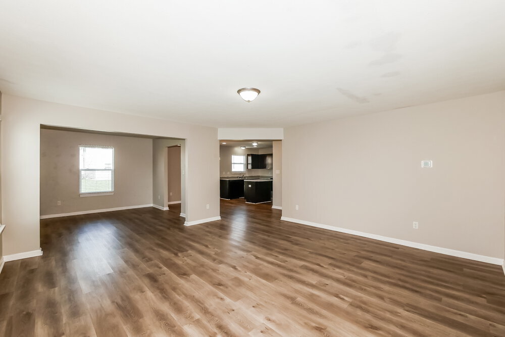 Building Photo - 8112 Grove Berry Way