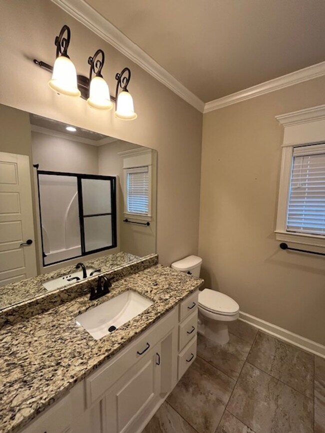 Building Photo - Beautiful 3/2 Brick Home Millers Glen Subdivision of Sherwood, Arkansas