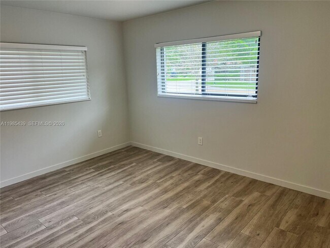 Building Photo - 7340 SW 105th Terrace