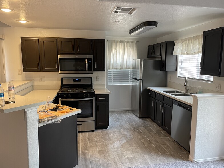 Building Photo - 2925 Wigwam Pky
