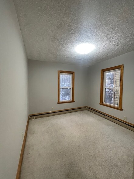 Building Photo - 137 Marcella St