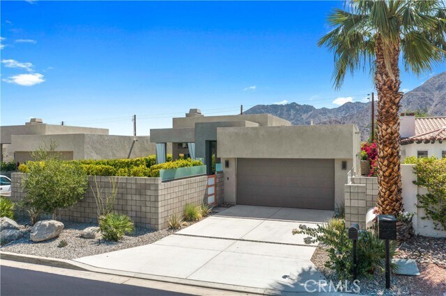 Primary Photo - 54680 Avenida Juarez