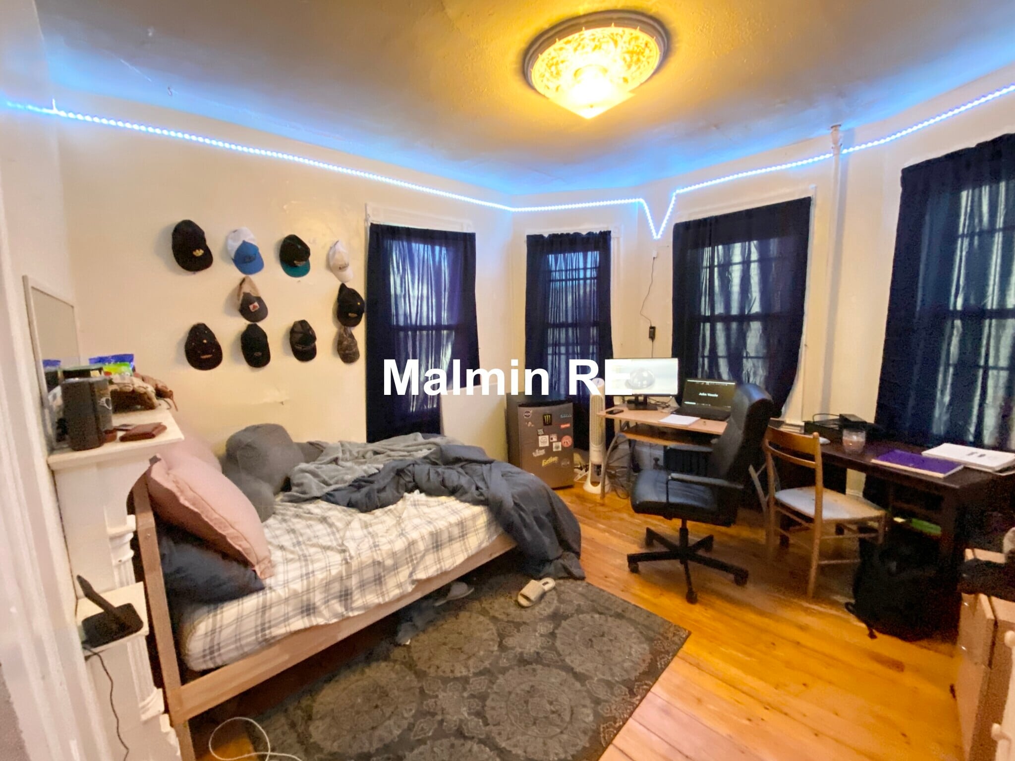 Building Photo - 55 Hillside St