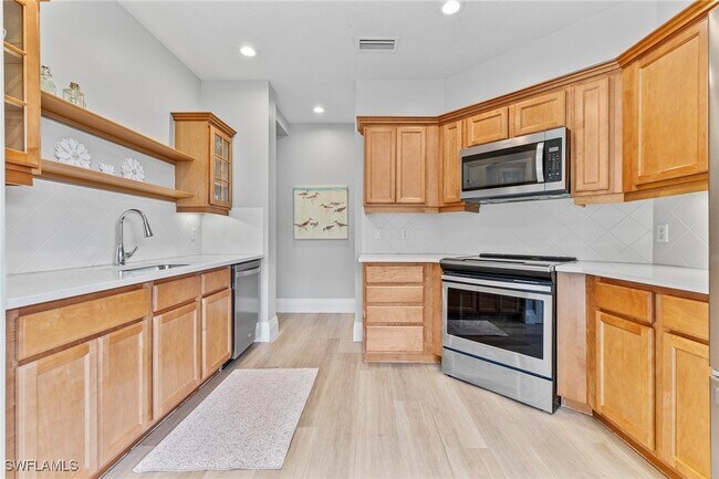 Building Photo - 9041 Whimbrel Watch Ln