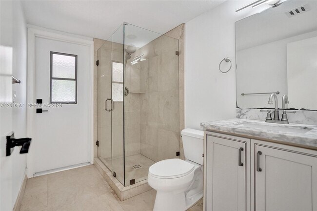 Building Photo - 4024 Frances Dr