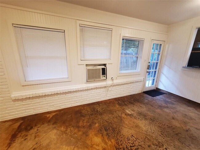 Building Photo - 3408 Northland Dr