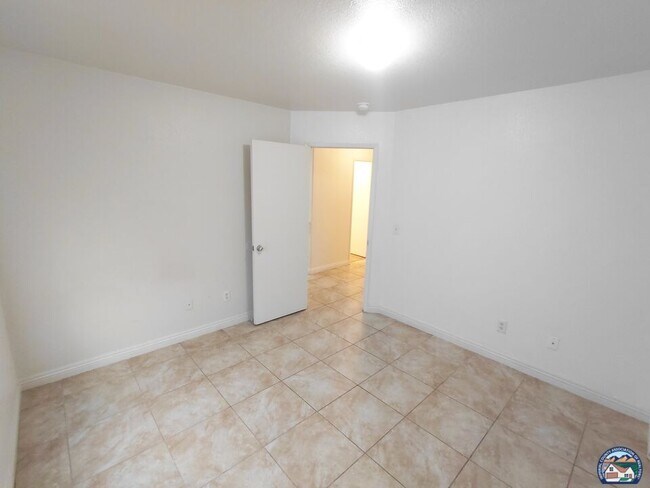 Building Photo - 195 Vallecito Ct