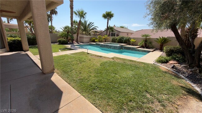 Building Photo - 10619 Sunwind Ave